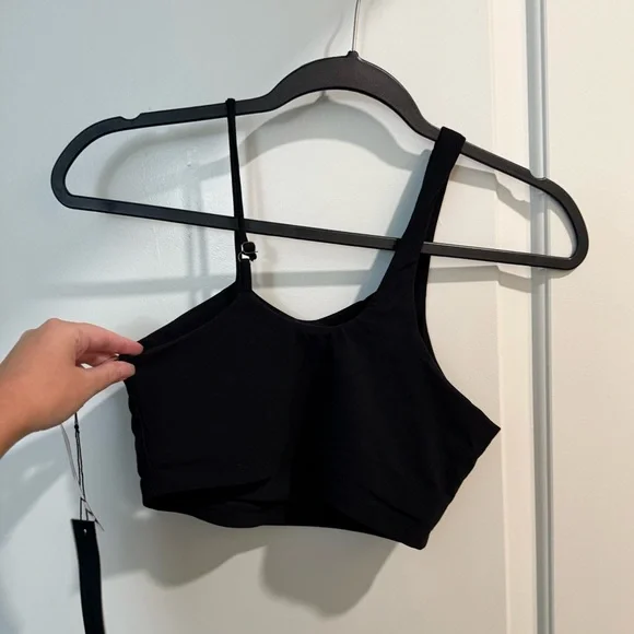 NWT CARBON38 One Shoulder Convertible Bra Top in Melt Black M $98 - Picture 5 of 7